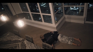 Katherine Heigl feet photo thumbnail