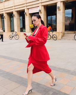Olga Seryabkina feet photo thumbnail