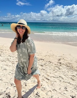 Andrea McLean feet photo thumbnail