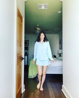 Alexandra Daddario feet photo thumbnail