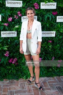 Elsa Pataky feet photo thumbnail