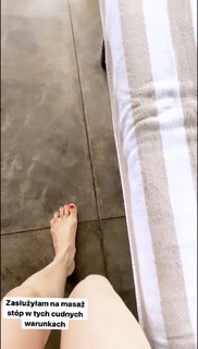 Joanna Jablczynska feet photo thumbnail