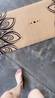 Joanna Jablczynska feet photo thumbnail