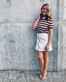 Alina Merkau feet photo thumbnail