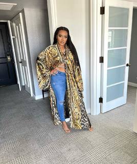 Angela Simmons feet photo thumbnail