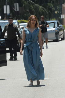 Jennifer Lopez feet photo thumbnail