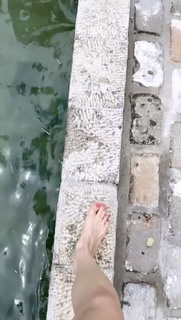 Joanna Jablczynska feet photo thumbnail