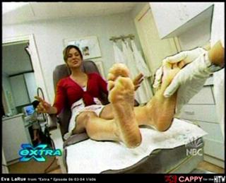 Eva LaRue feet photo thumbnail