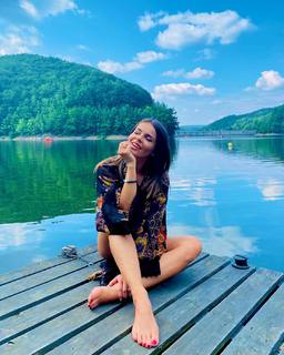 Edyta Herbus feet photo thumbnail
