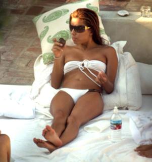 Eva Longoria feet photo thumbnail