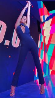 Nicole Neumann feet photo thumbnail