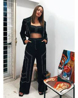 Sonakshi Sinha feet photo thumbnail