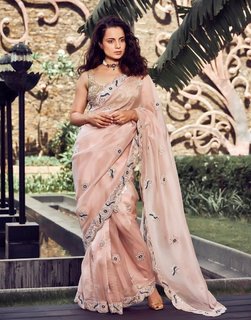 Kangana Ranaut feet photo thumbnail