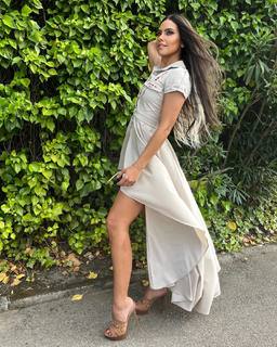 Cristina Pedroche feet photo thumbnail