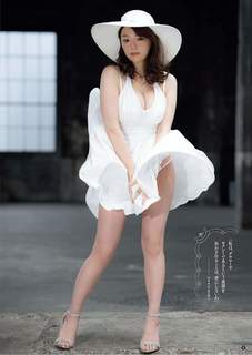 Ai Shinozaki feet photo thumbnail