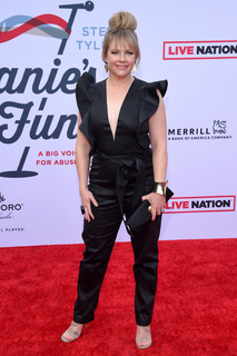 Melissa Joan Hart feet photo thumbnail