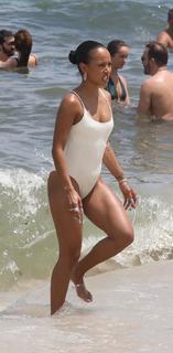 Karrueche Tran feet photo thumbnail