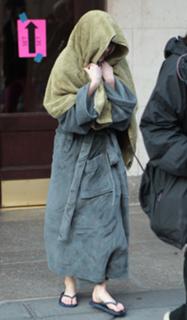 AnnaSophia Robb feet photo 2