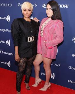 Kat Graham feet photo thumbnail