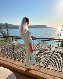 Millie Mackintosh feet photo thumbnail