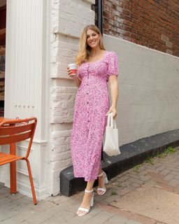 Ashley James feet photo thumbnail