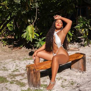 Angela Simmons feet photo thumbnail