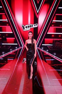 Lena Meyer-Landrut feet photo thumbnail