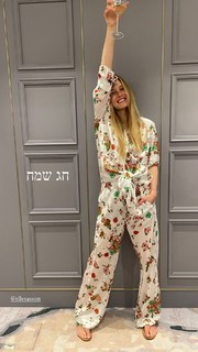 Bar Refaeli feet photo thumbnail