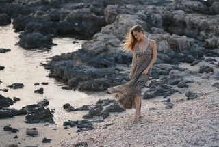 Bar Refaeli feet photo thumbnail