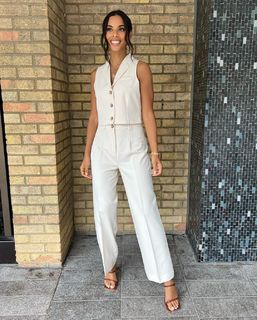 Rochelle Humes feet photo thumbnail