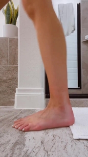Rachel A. DeMita feet photo thumbnail