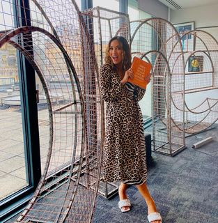 Myleene Klass feet photo thumbnail