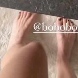 Paulina Sykut feet photo thumbnail