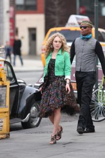 AnnaSophia Robb feet photo thumbnail