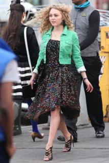 AnnaSophia Robb feet photo thumbnail