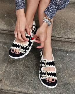 Giorgia Crivello feet photo thumbnail