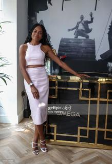 Naomie Harris feet photo thumbnail
