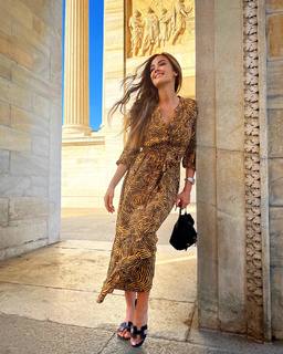 Giorgia Palmas feet photo thumbnail
