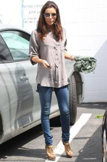Eva Longoria feet photo thumbnail