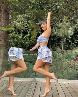 Maribel Guardia feet photo thumbnail