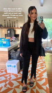 Olivia Munn feet photo thumbnail