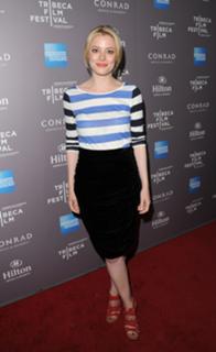 Gillian Jacobs feet photo thumbnail
