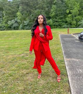 Angela Simmons feet photo thumbnail
