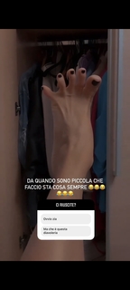 Giorgia Crivello feet photo thumbnail
