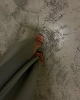 Belén Rodríguez feet photo thumbnail
