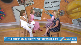 Angela Kinsey feet photo thumbnail