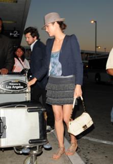 Marion Cotillard feet photo thumbnail