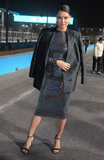 Adriana Lima feet photo thumbnail