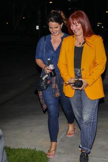 Lana Del Rey feet photo thumbnail