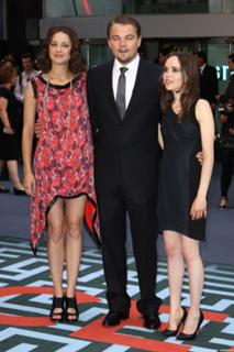 Marion Cotillard feet photo thumbnail